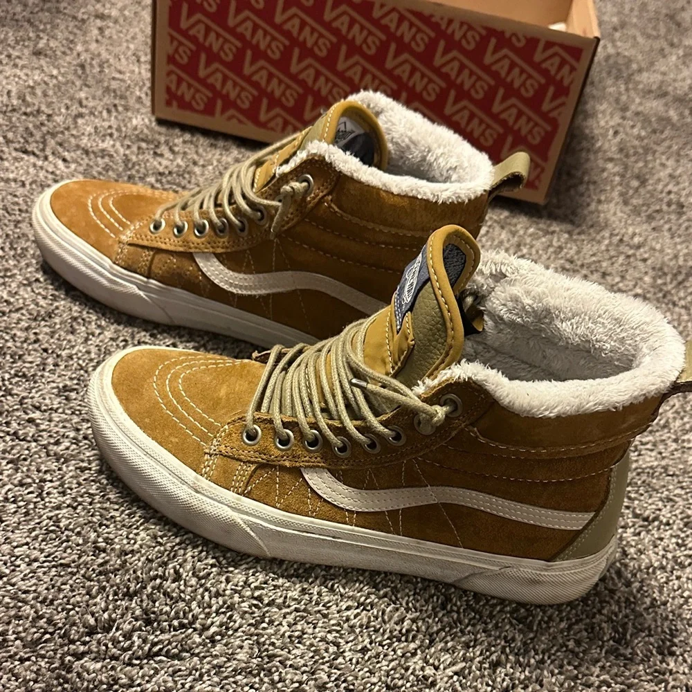 Vans Tan and Cream High-Top Sneakers - Picture 2 of 6